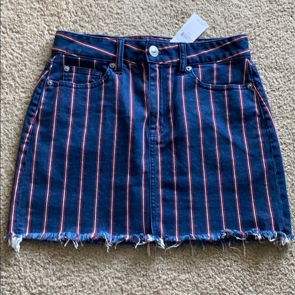 American Eagle skirt - Picture 1 of 3